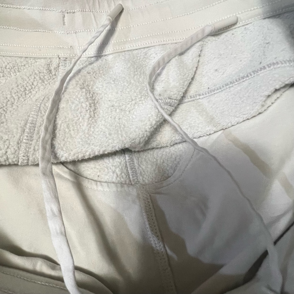 Lululemon Scuba High-Rise Cropped Joggers Activewear Yoga Workout Loungewear Gym - Picture 13 of 14